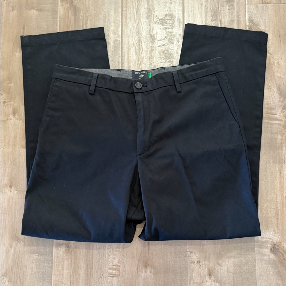 Dockers Black Signature Khaki Flat Front Sz W 34 x L 30